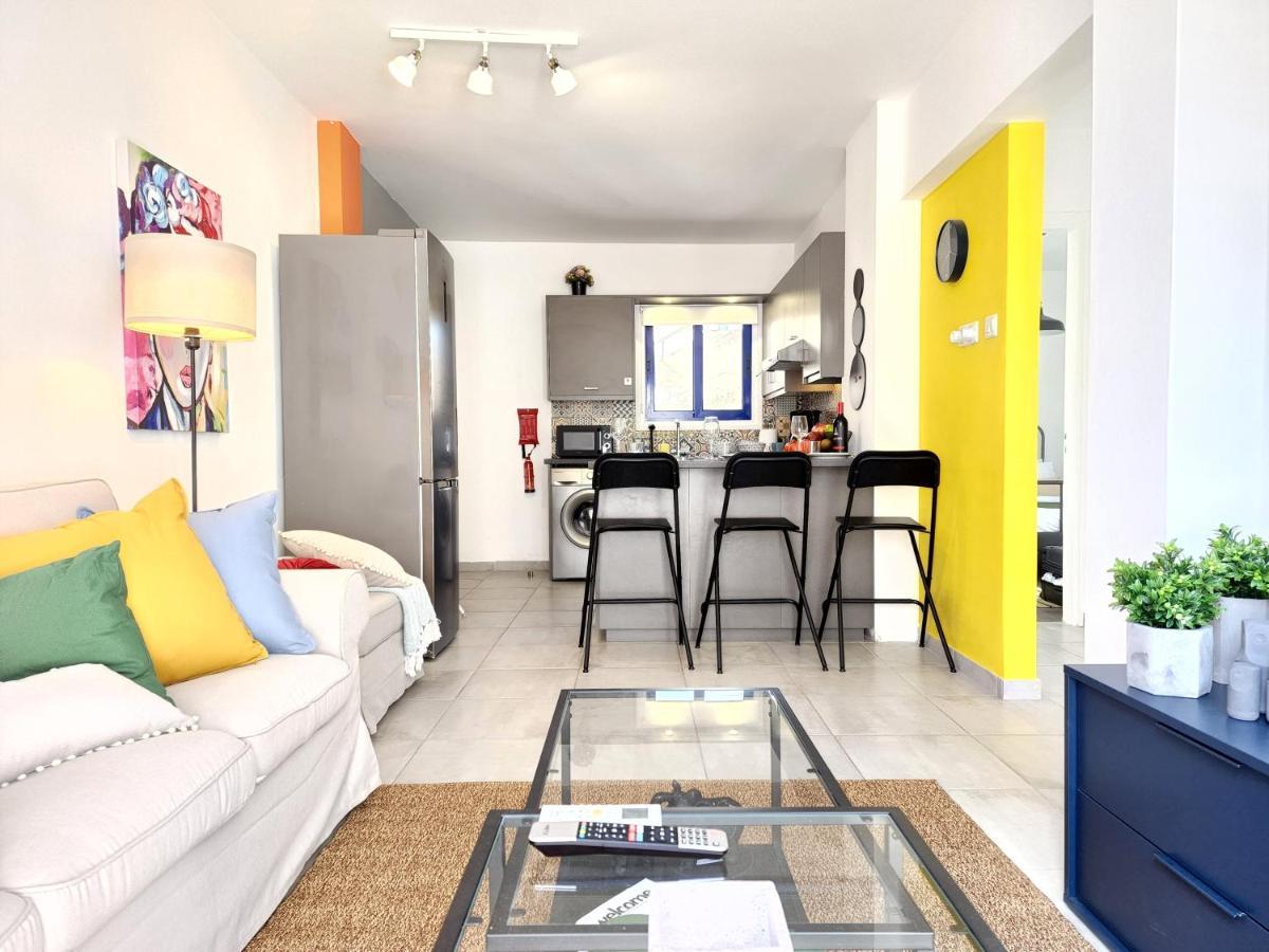 Frida'S Cozy Two Bedroom Apt Larnaca Exteriér fotografie